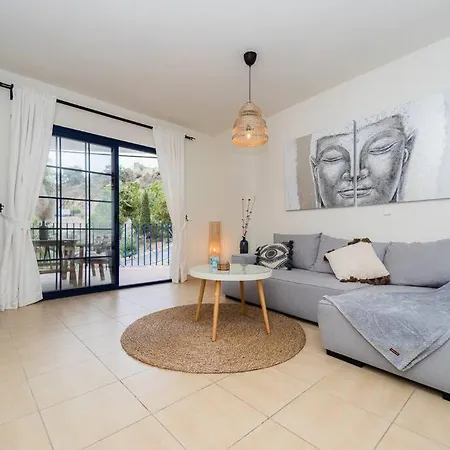 Big Sunny 2br Seaview In Natural Park Apartment *