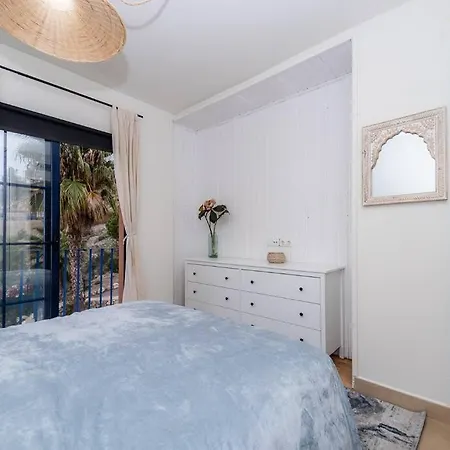 Big Sunny 2br Seaview In Natural Park